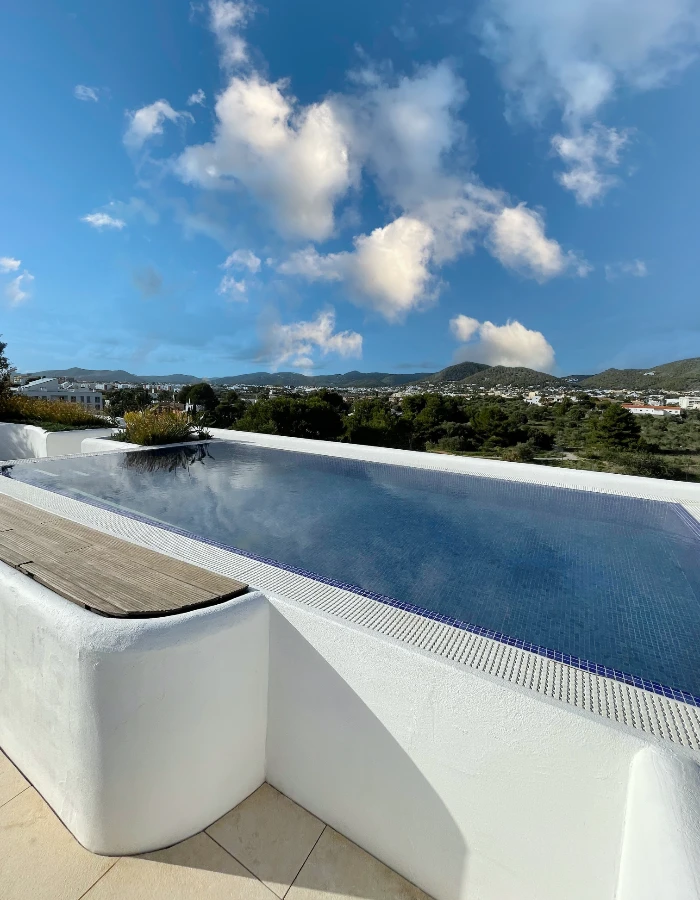 HIPPIEMENTS PENTHOUSE